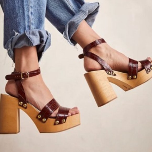Shoes - Free People Mallory Clogs size 40/9.5  NWOB